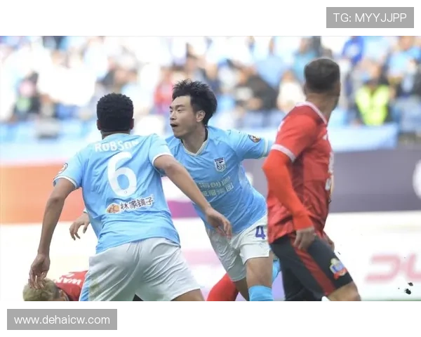 德转称冯劲租借加盟大连英博队